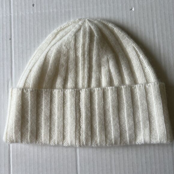 Theory 100% Cashmere OS White Beanie Hat Soft NWOT main image 4
